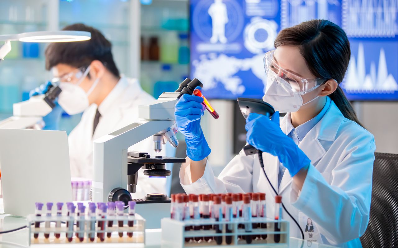 Class II Biosafety Cabinet 11 Clinical & Hospital Laboratories